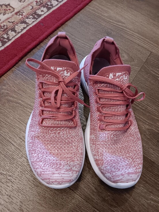 APL Shoes - APL Techloom Breeze Cedar Bleached Pink Ombre Women's Size 8.5